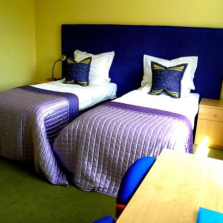 Malvern House High Wycombe Ngoại thất bức ảnh
