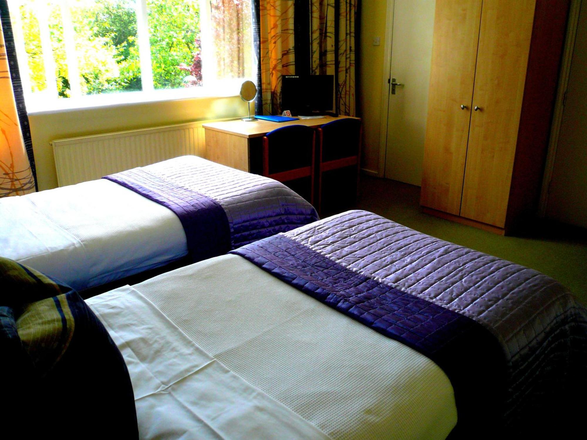 Malvern House High Wycombe Ngoại thất bức ảnh