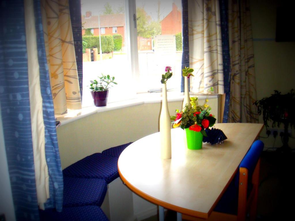 Malvern House High Wycombe Ngoại thất bức ảnh