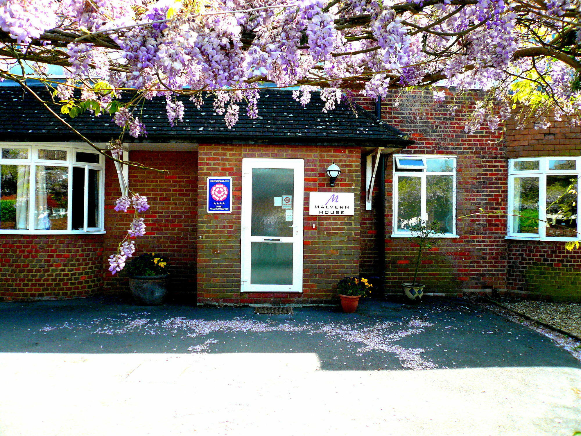 Malvern House High Wycombe Ngoại thất bức ảnh