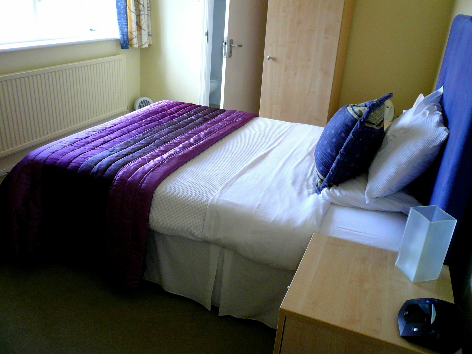 Malvern House High Wycombe Ngoại thất bức ảnh